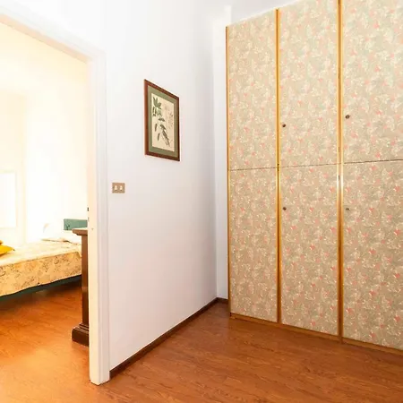 Apartment Precollina Balcony Flat *