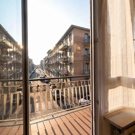 Precollina Balcony Flat Apartment Turin