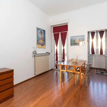 Precollina Balcony Flat Apartment *