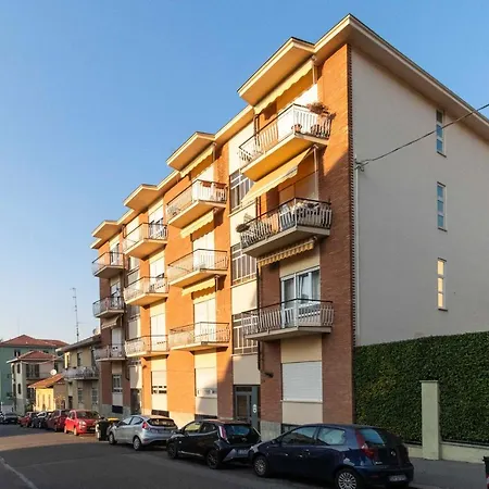 Precollina Balcony Flat トリノ